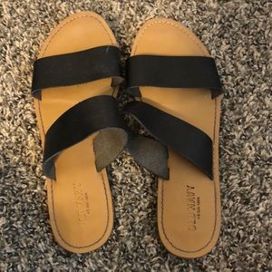 Old navy sandals with two black straps
